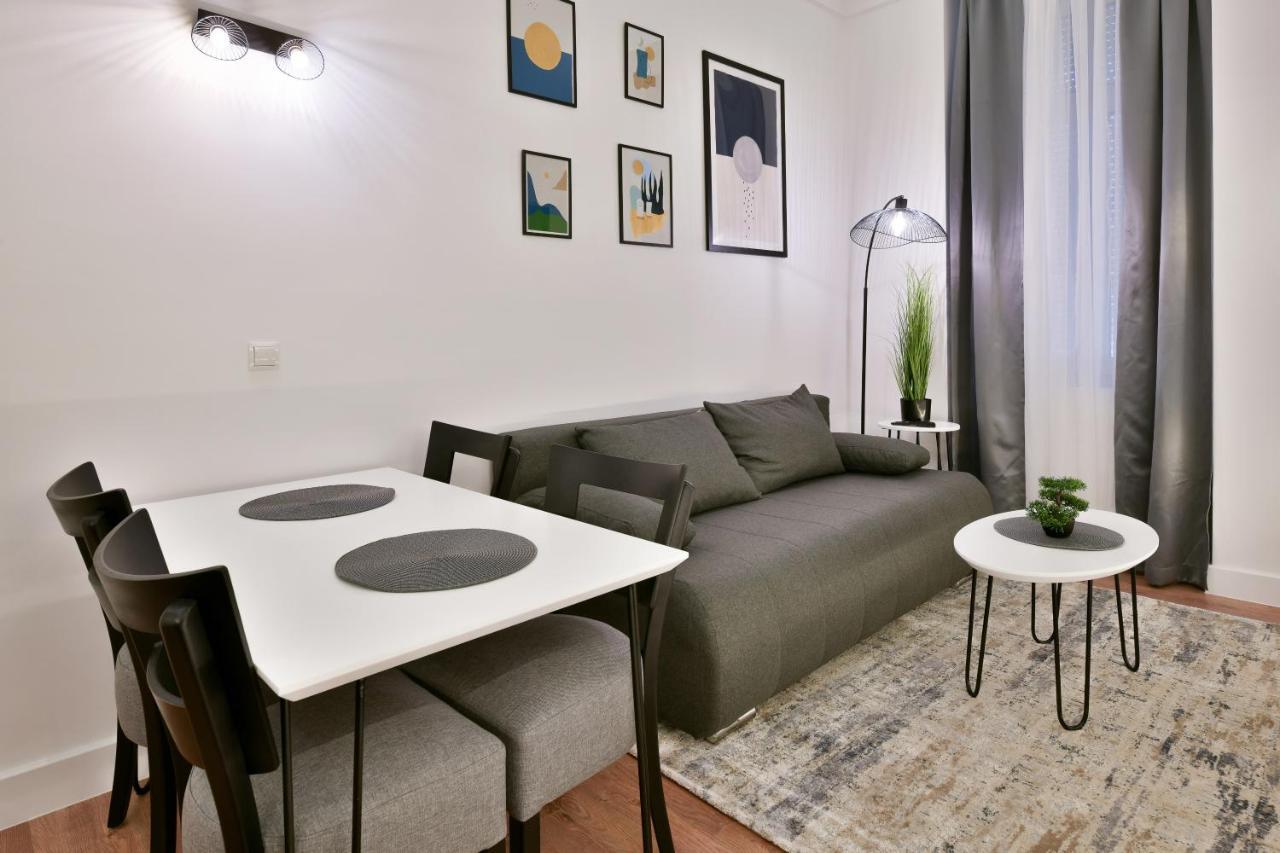 Luxury Galla Apartments In The City Center Сараєво Екстер'єр фото