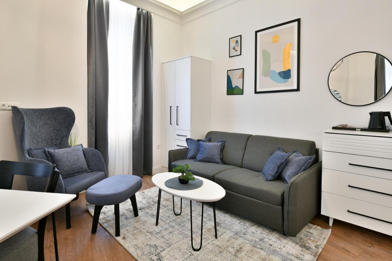 Luxury Galla Apartments In The City Center Сараєво Екстер'єр фото
